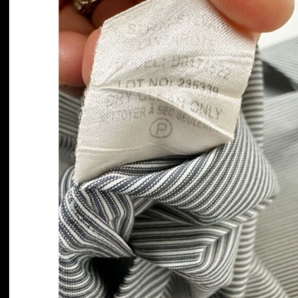 Theory Sylvain Striped Button Down Long Sleeve Dress Shirt Gray White Size Large - Picture 8 of 8